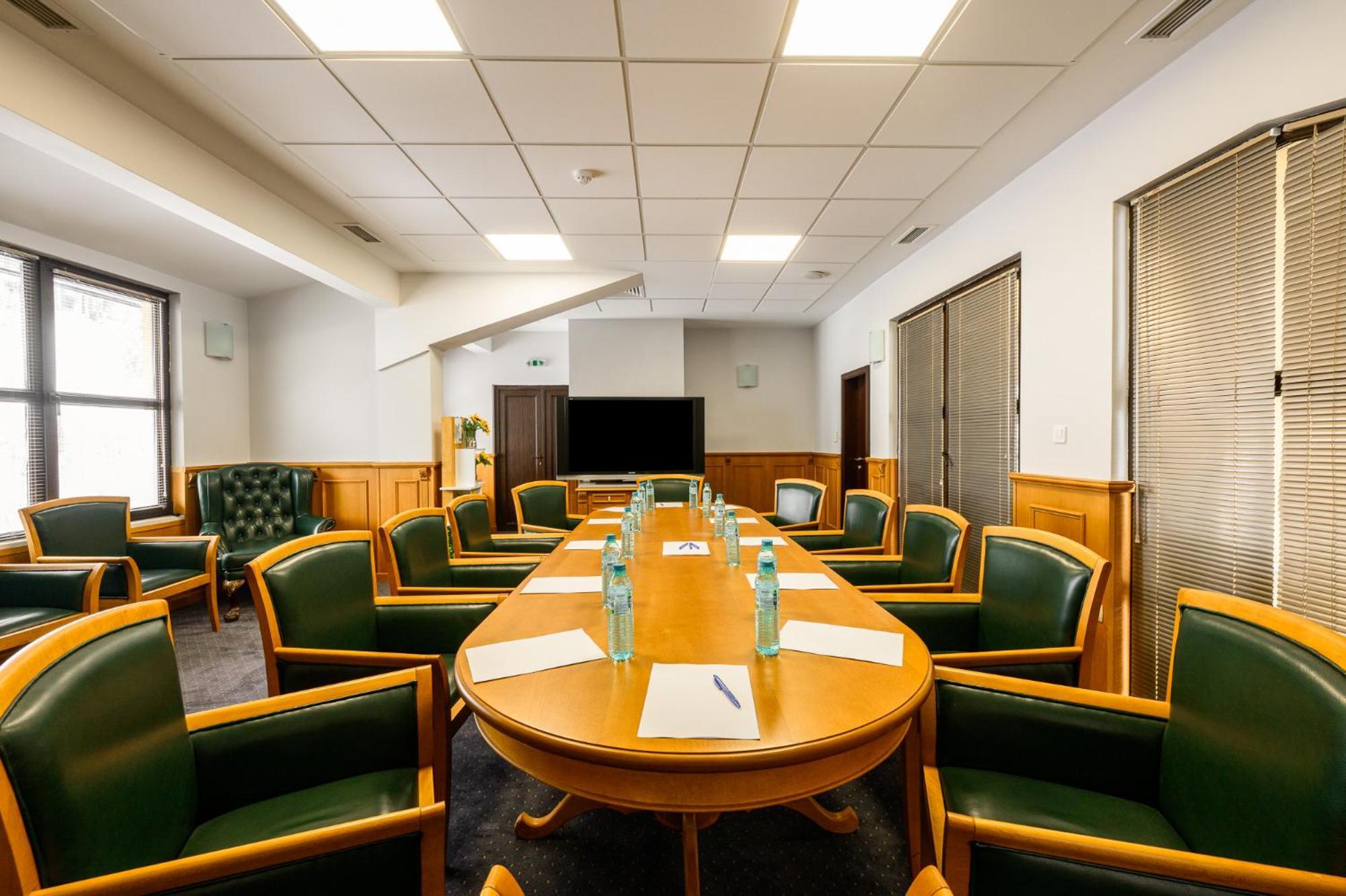 威灵戈拉德大酒店 韦林格勒 外观 照片 The meeting room of the Federal Council