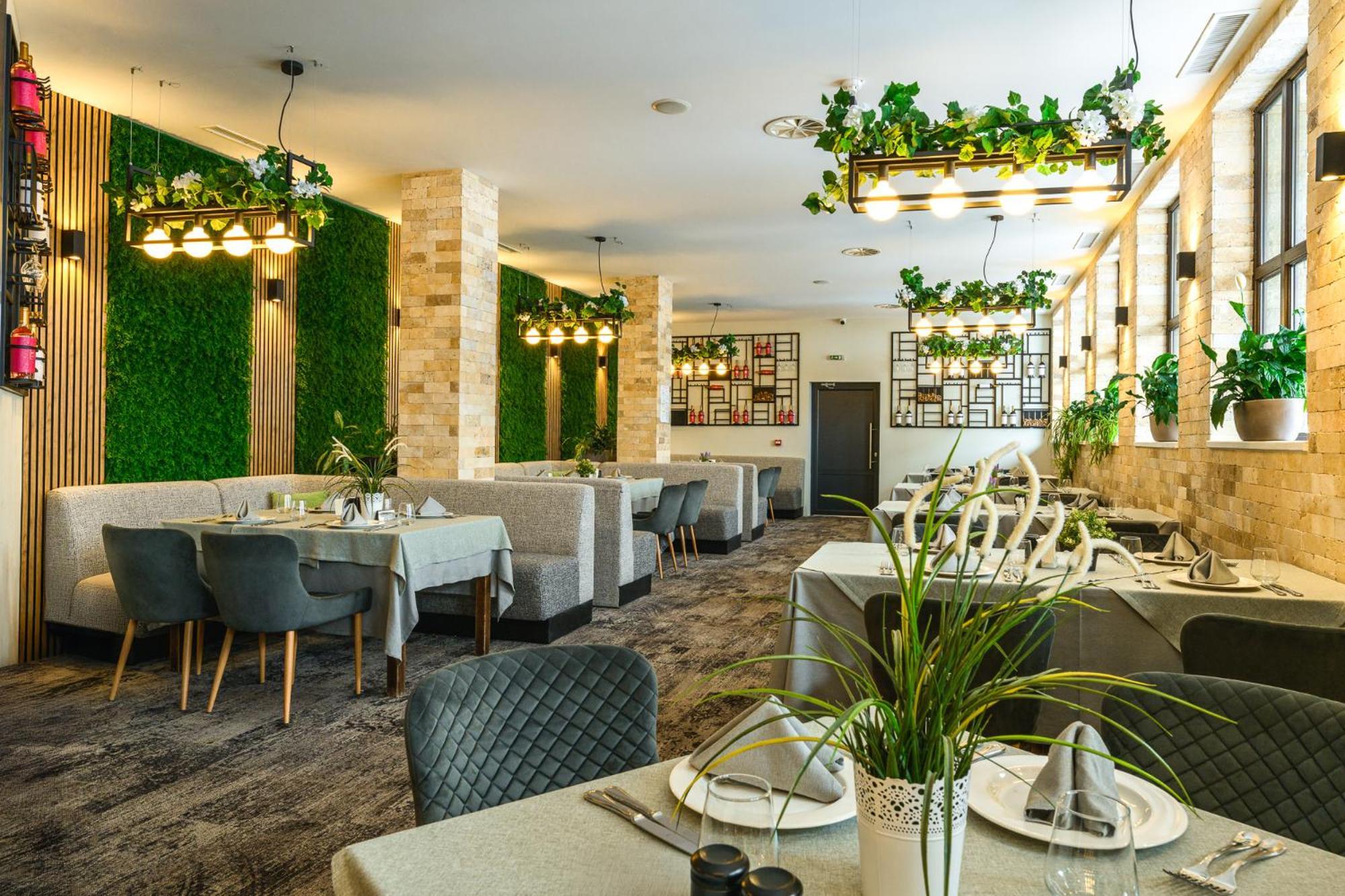 威灵戈拉德大酒店 韦林格勒 外观 照片 Restaurant interior design